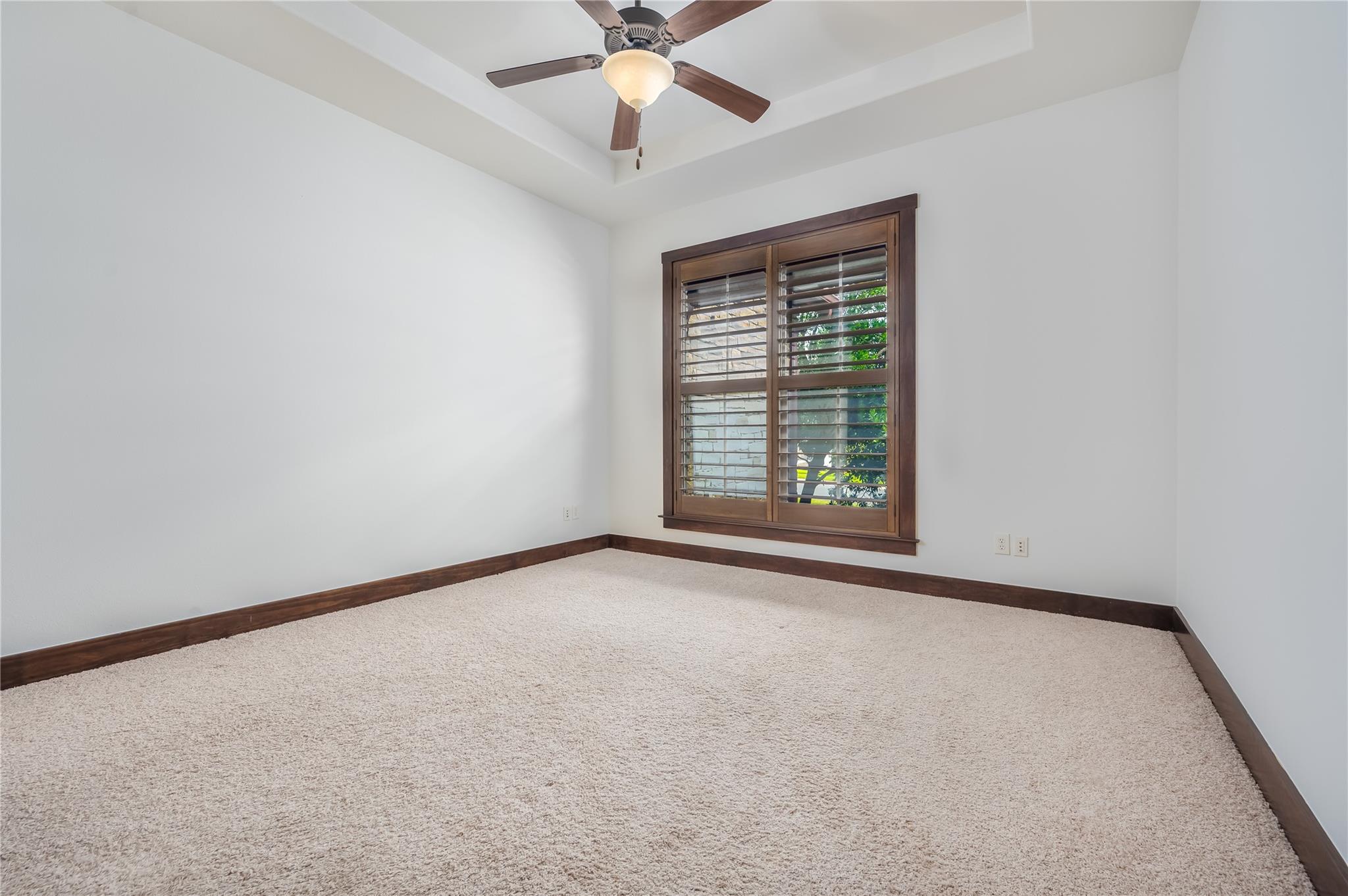 308 Golden Bear DR