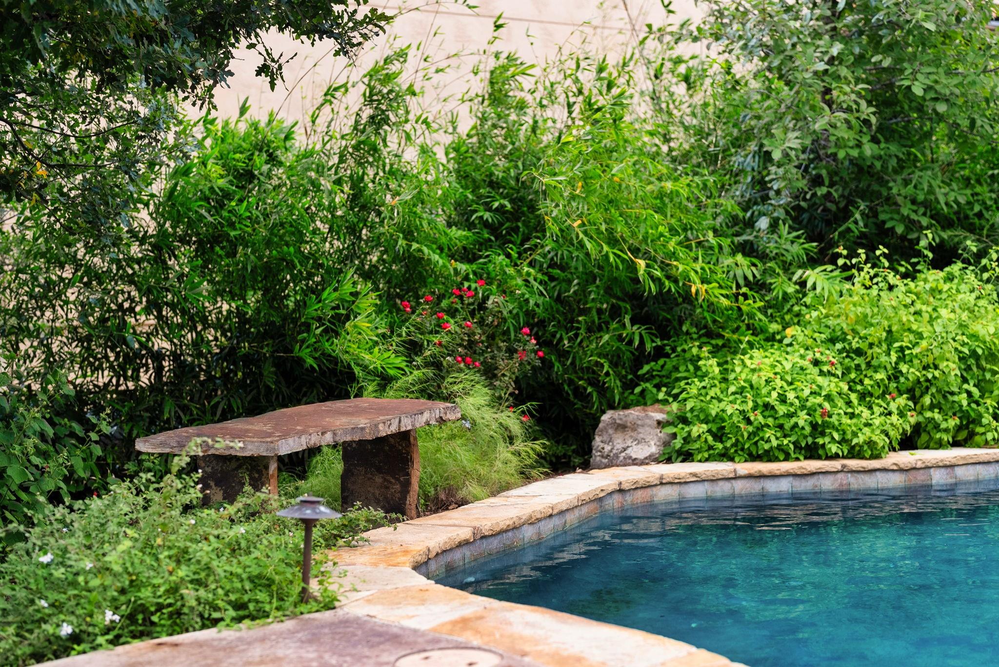 308 Golden Bear DR