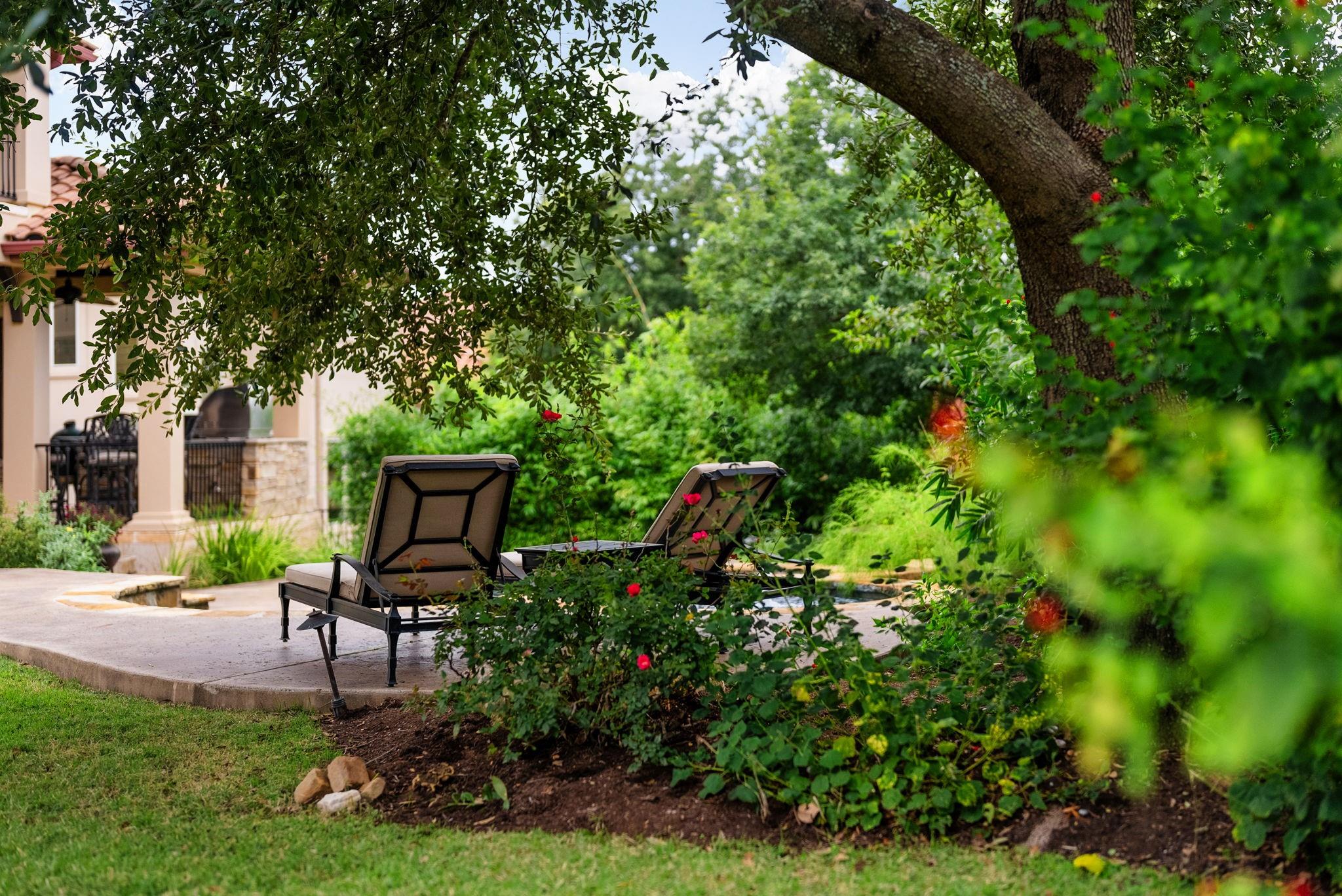 308 Golden Bear DR