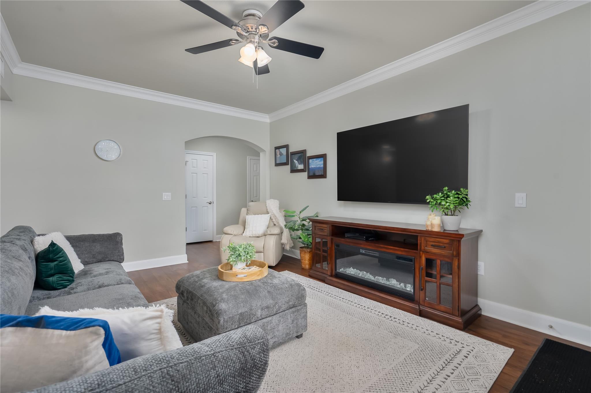 7701 Rialto BLVD # 617