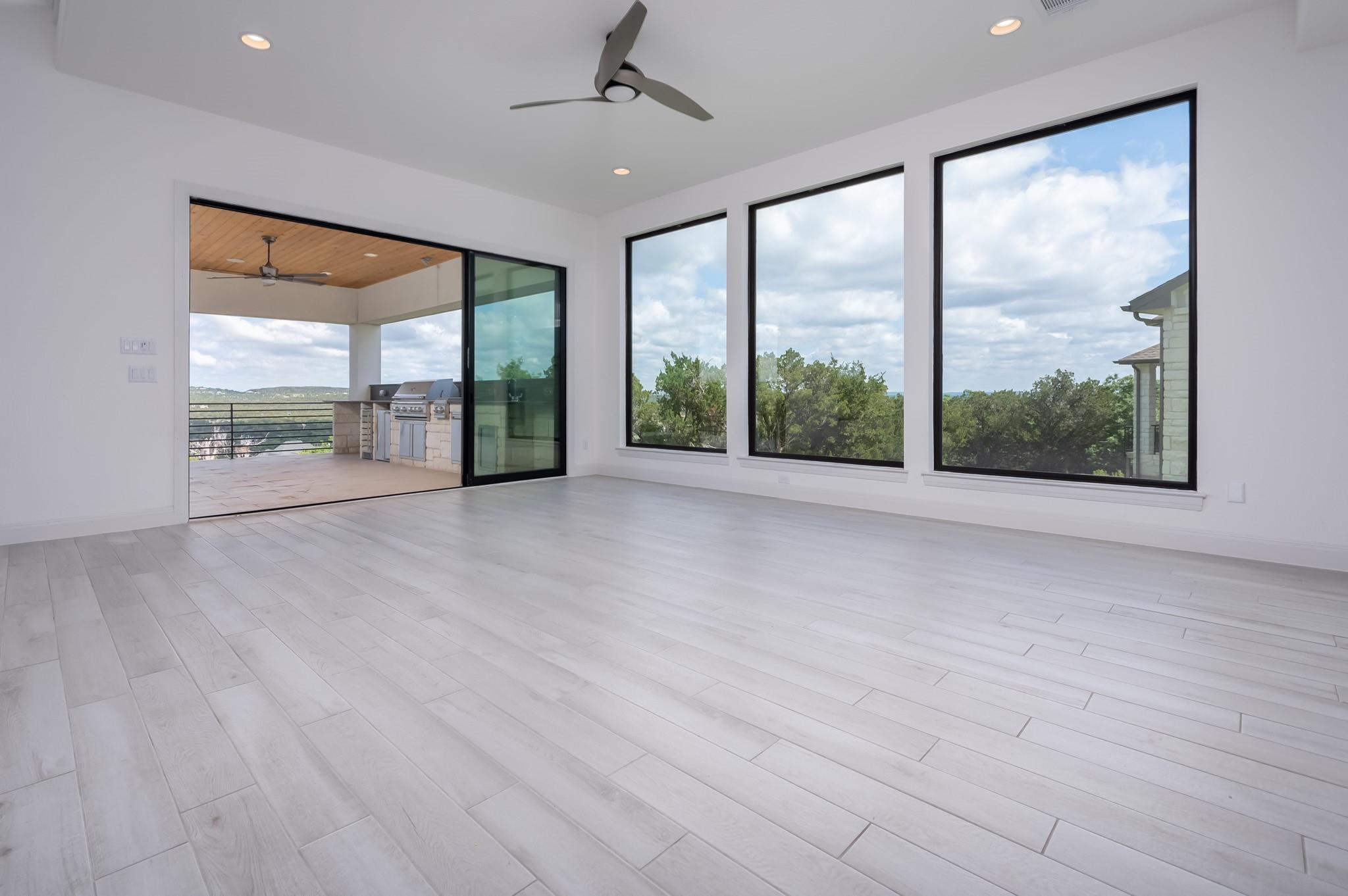 2502 Sunset Vista CIR