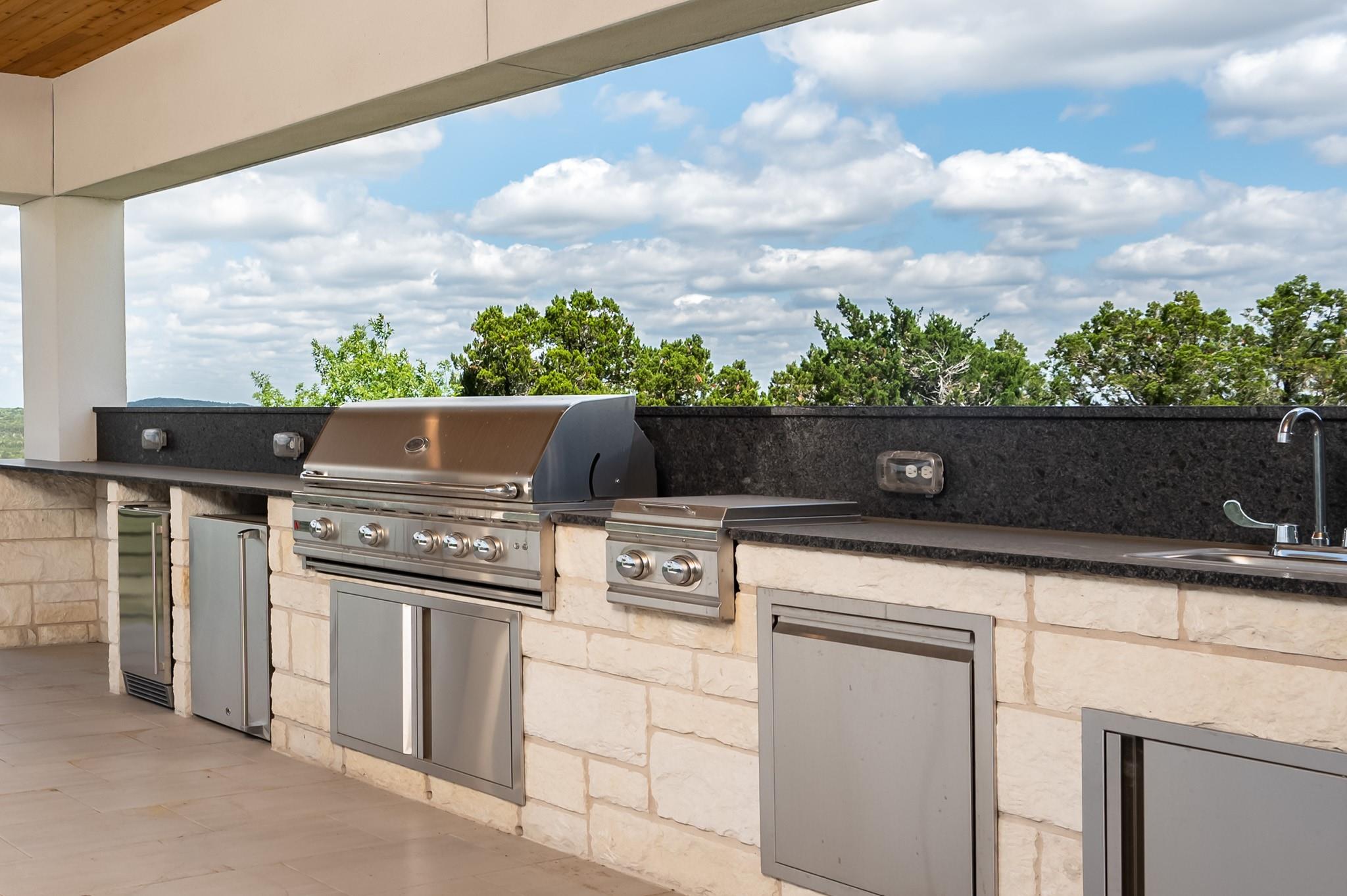 2502 Sunset Vista CIR