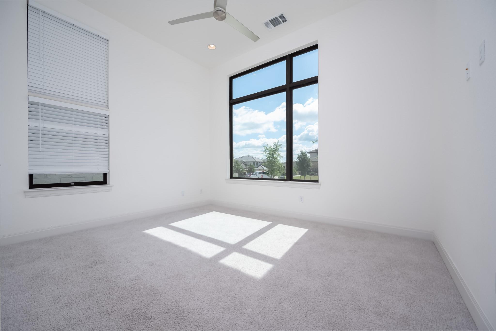 2502 Sunset Vista CIR
