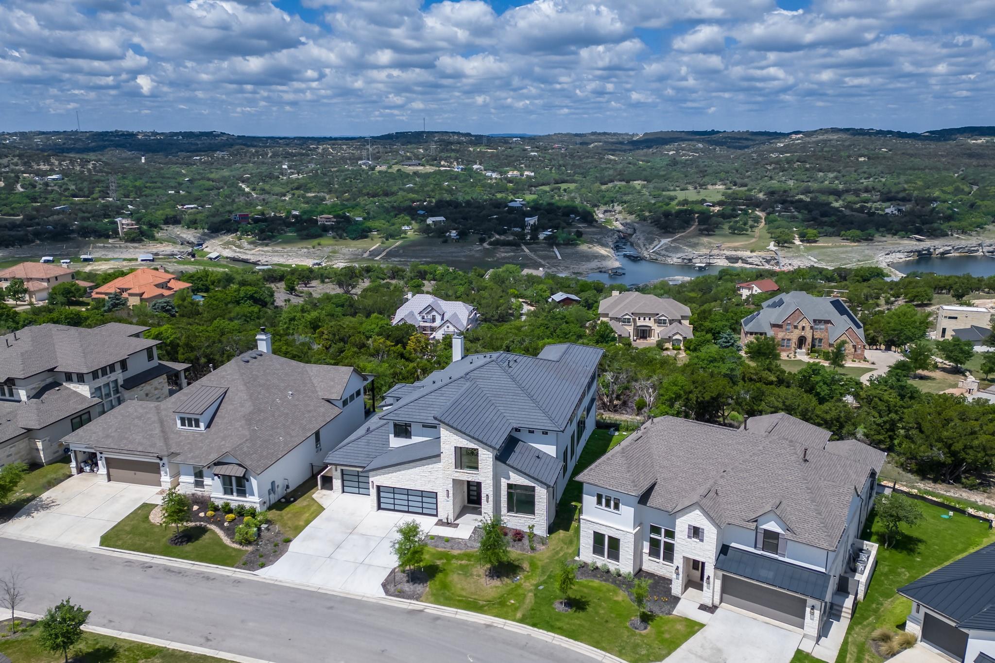 2502 Sunset Vista CIR
