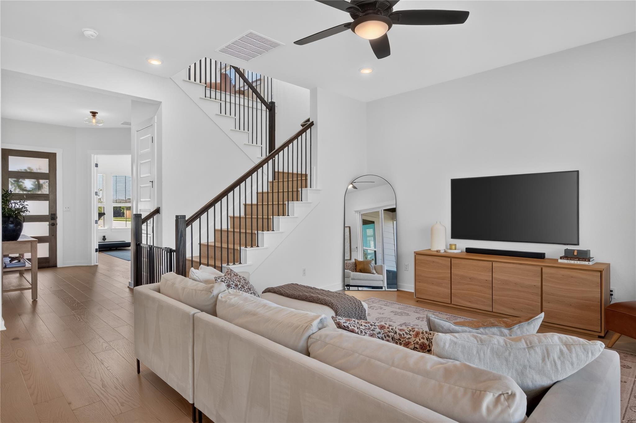 444 Darley Oak DR