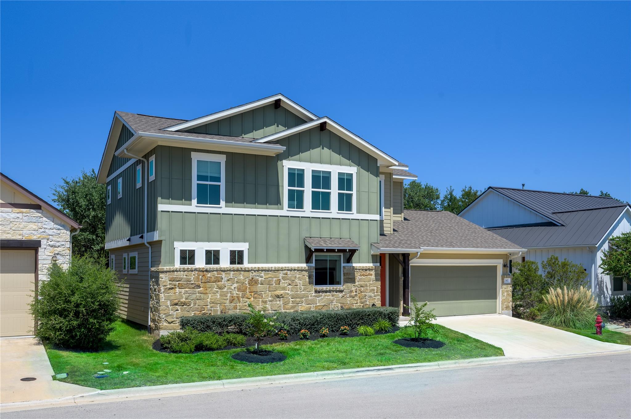 142 Volterra LN