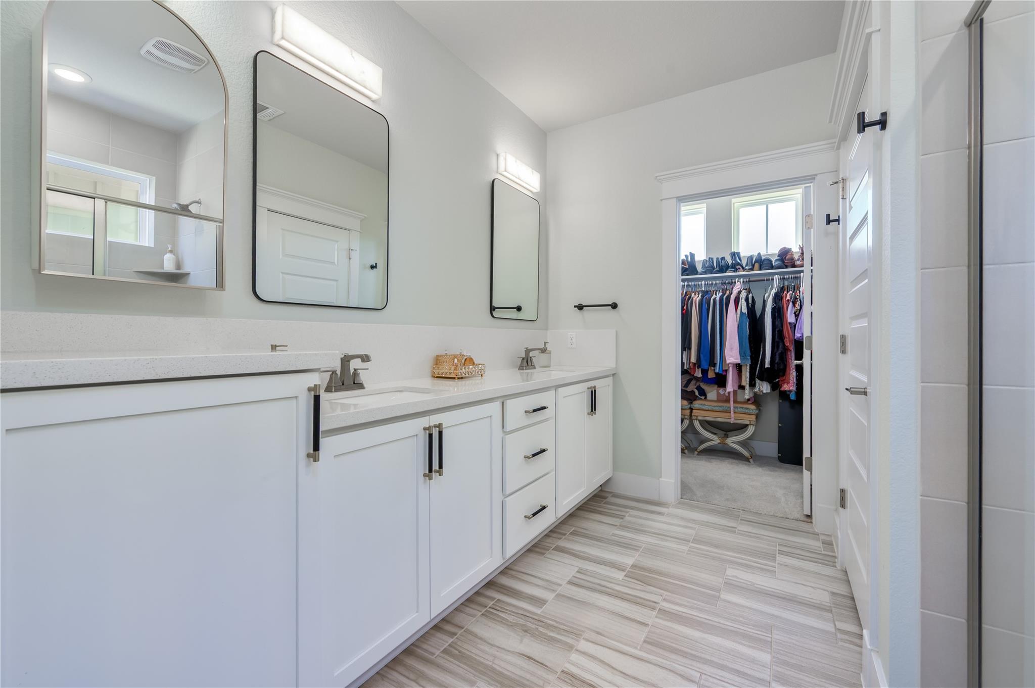 142 Volterra LN