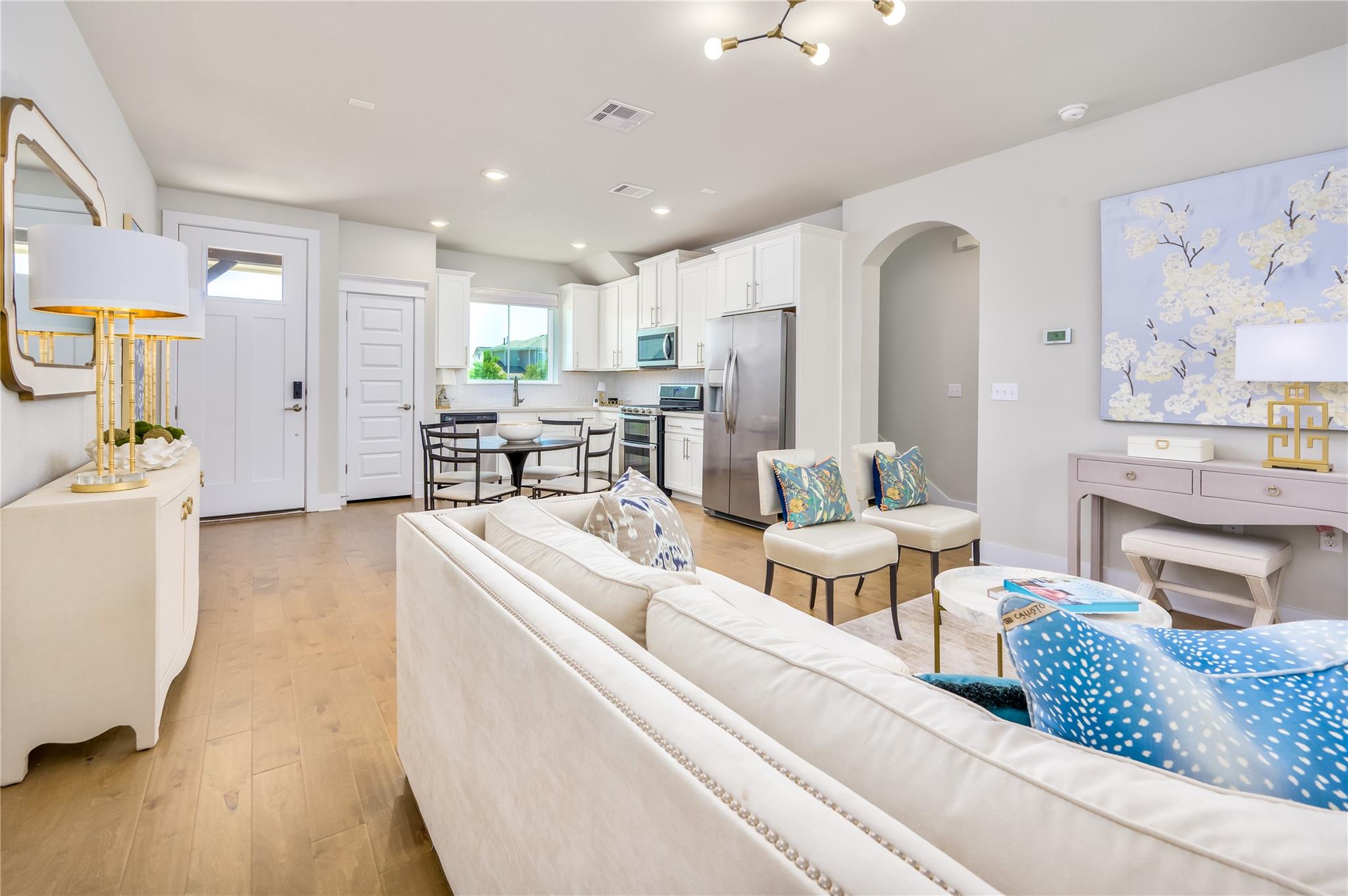 142 Volterra LN