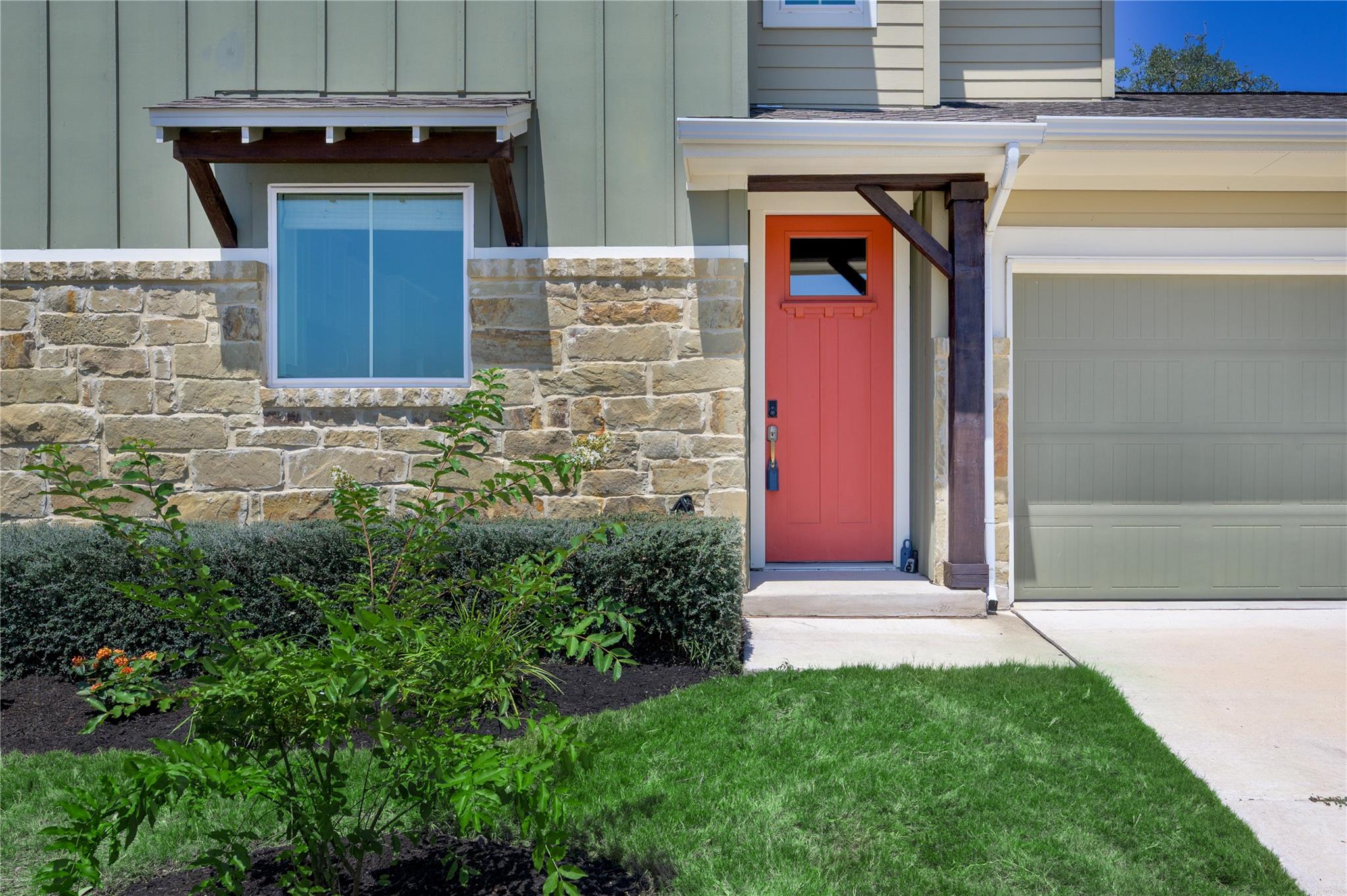 142 Volterra LN