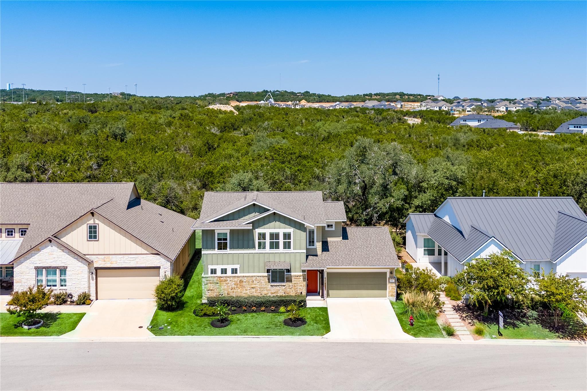 142 Volterra LN