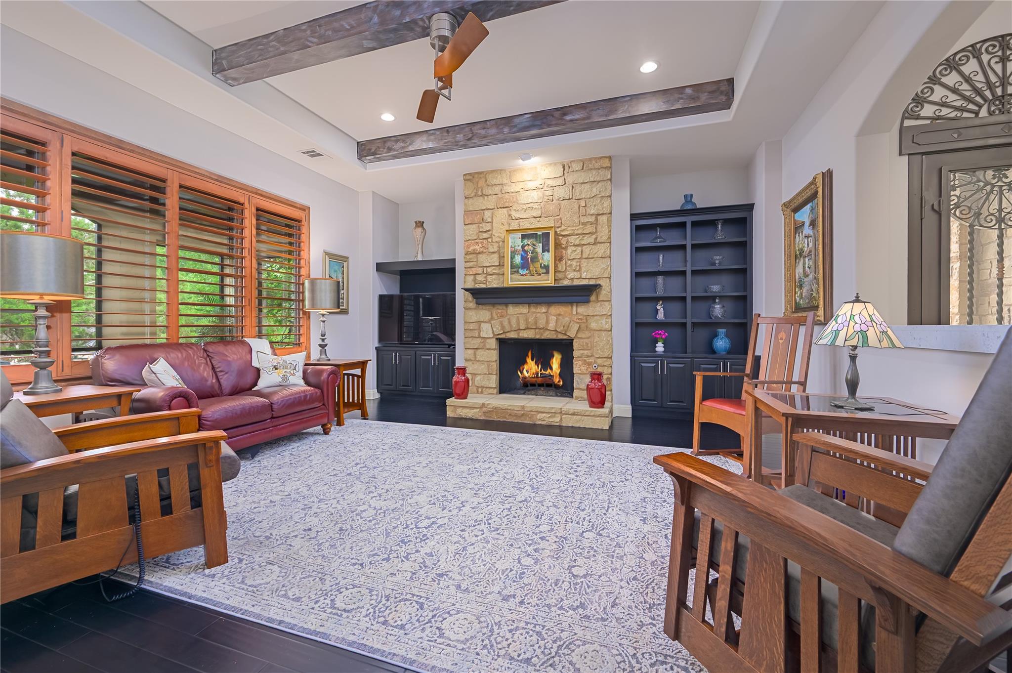 22 Borello DR