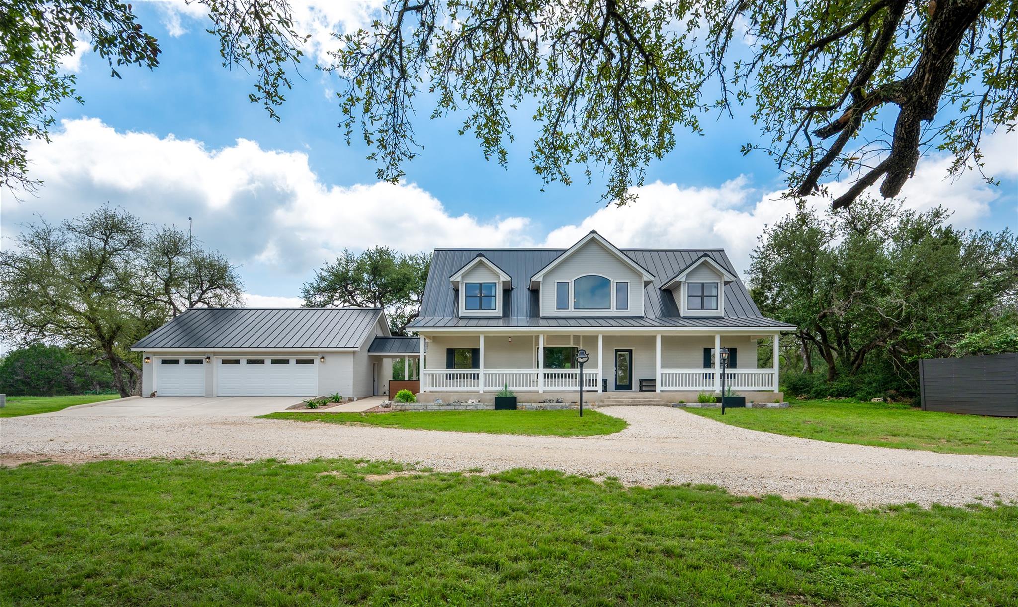 330 Live Oak Hills CT