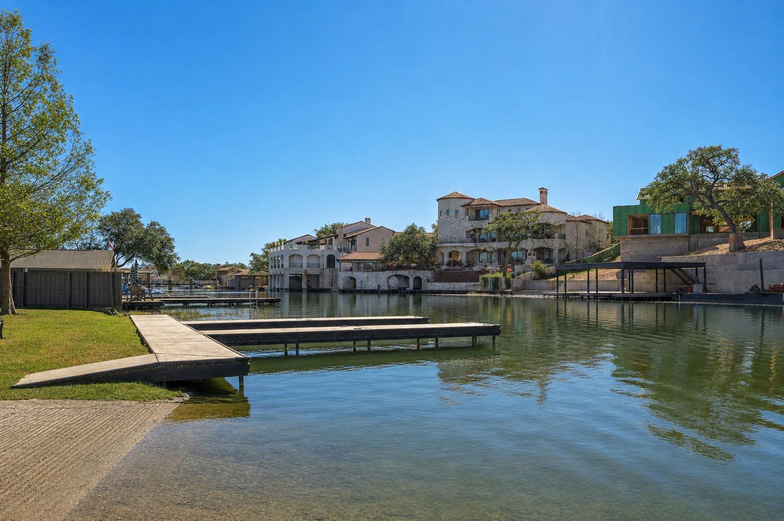 612 Pecan Creek