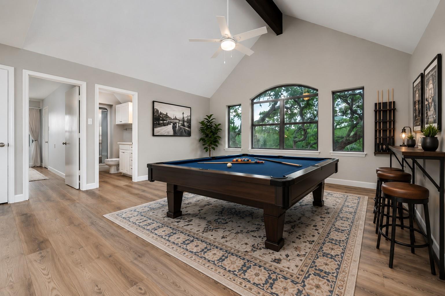 330 Live Oak Hills CT