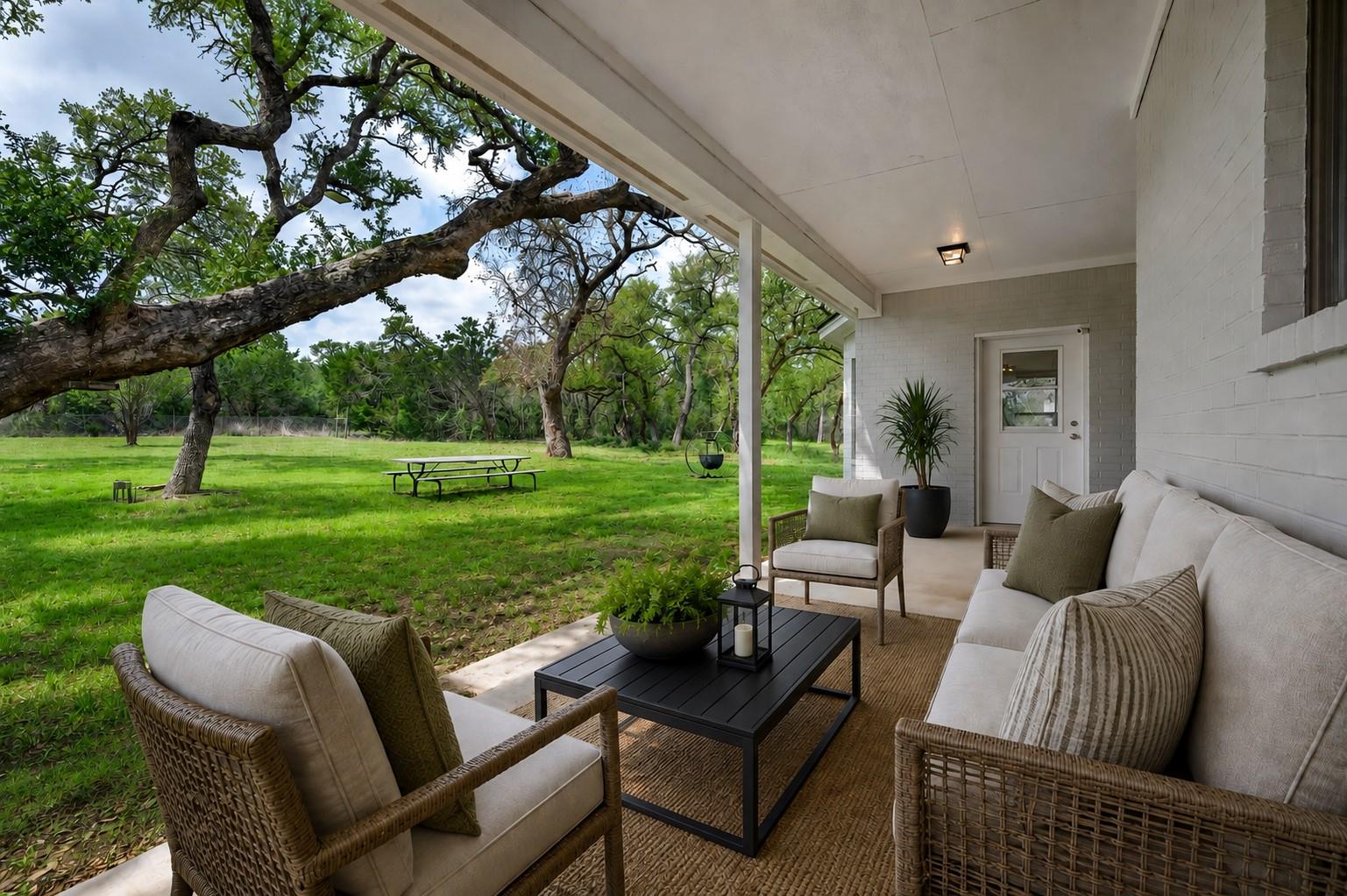 330 Live Oak Hills CT