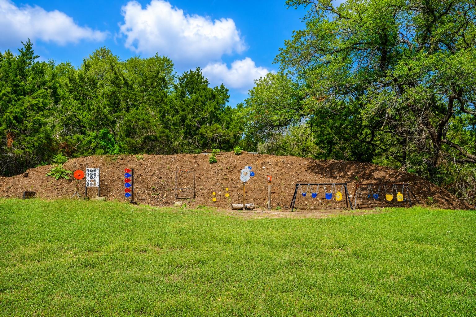 330 Live Oak Hills CT