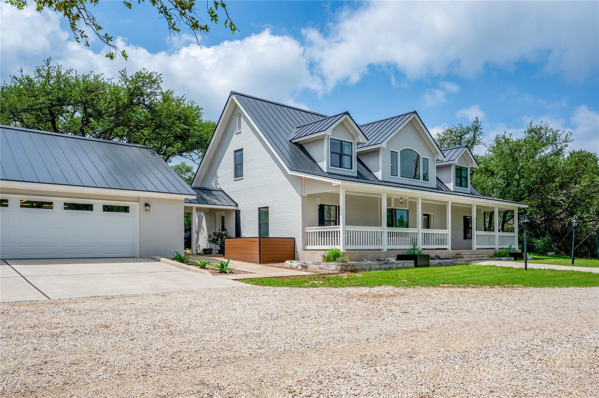 330 Live Oak Hills CT