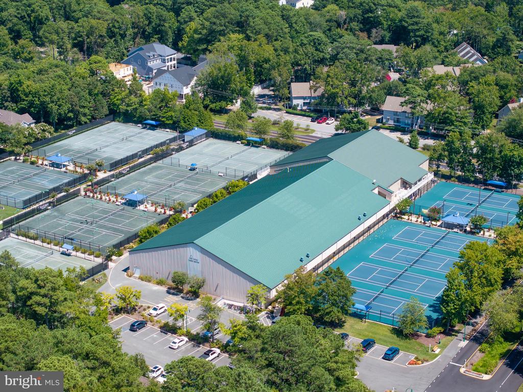 409 ANNAPOLIS HOUSE ROAD Unit: 409N