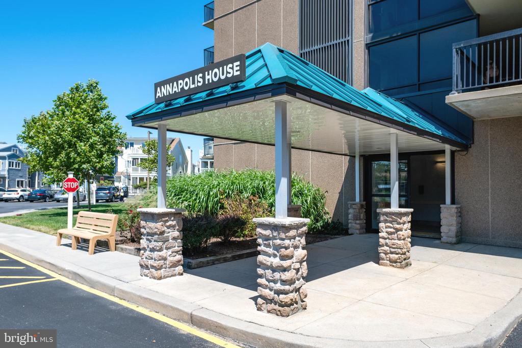 409 ANNAPOLIS HOUSE ROAD Unit: 409N