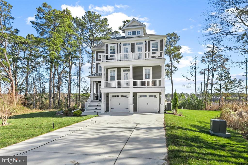 33889 GREENSOME COURT