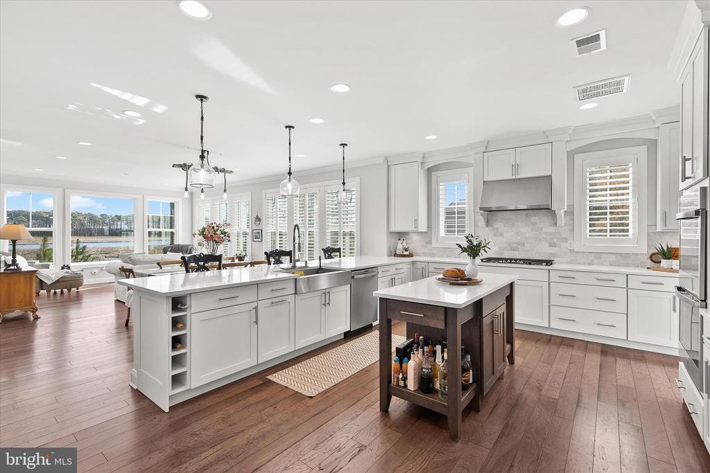33889 GREENSOME COURT