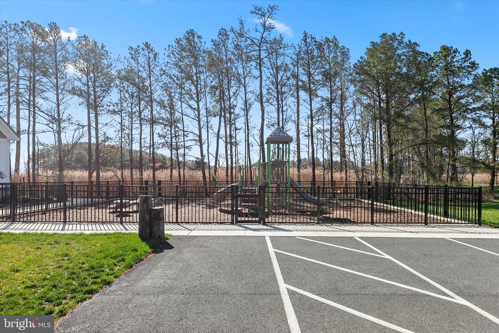 33889 GREENSOME COURT