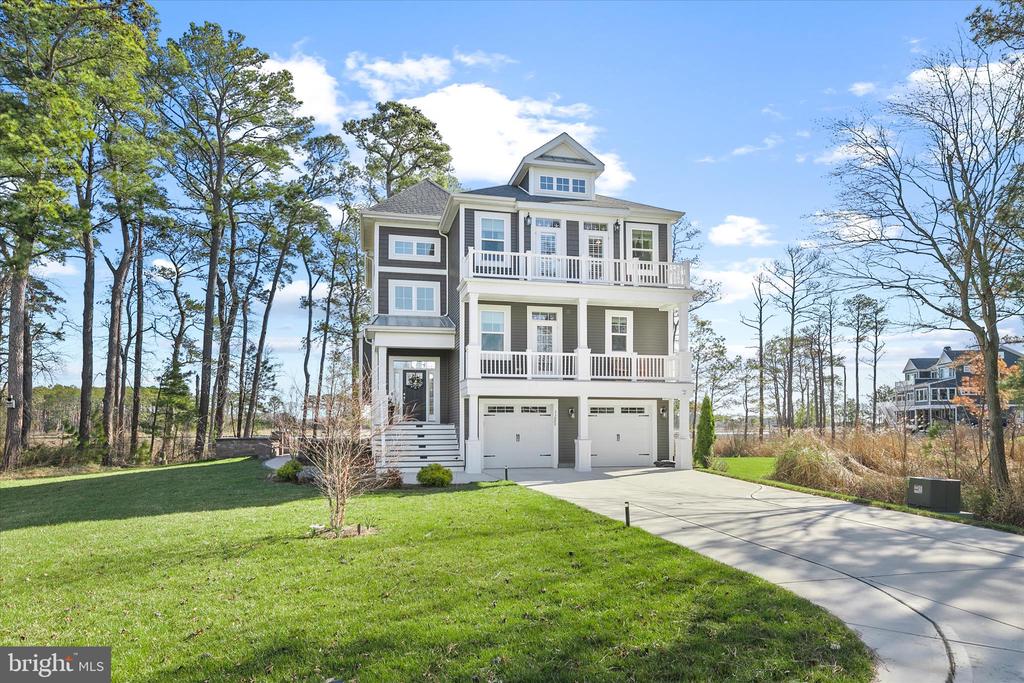 33889 GREENSOME COURT