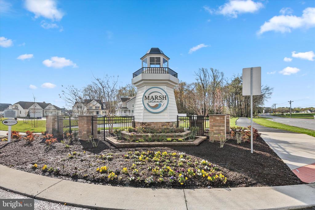 33889 GREENSOME COURT