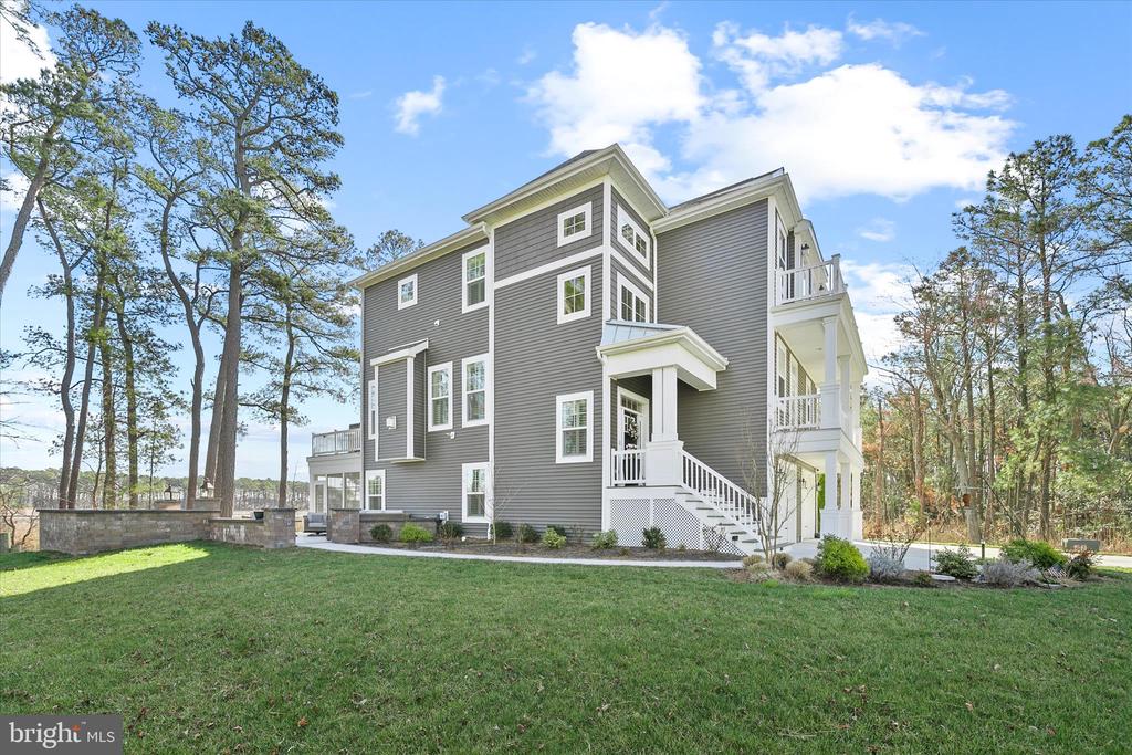 33889 GREENSOME COURT