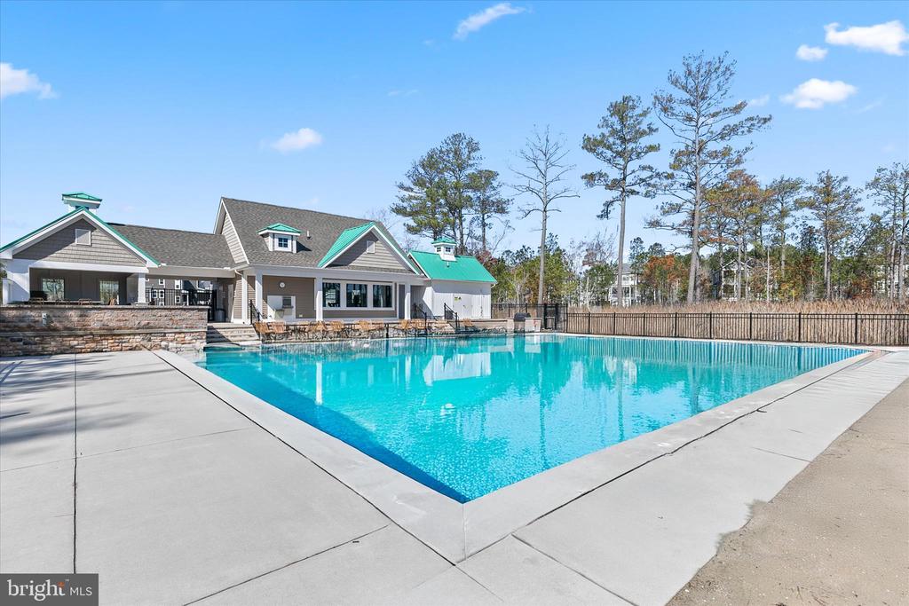 33889 GREENSOME COURT