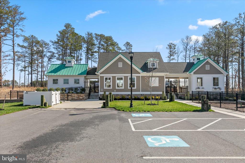 33889 GREENSOME COURT