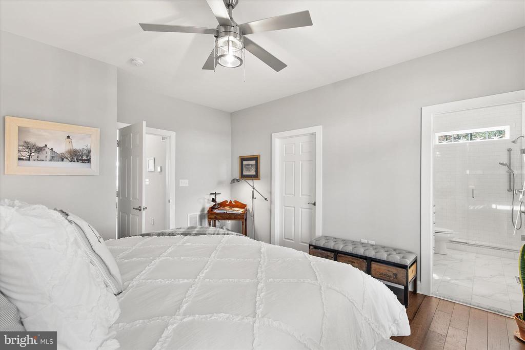 33889 GREENSOME COURT