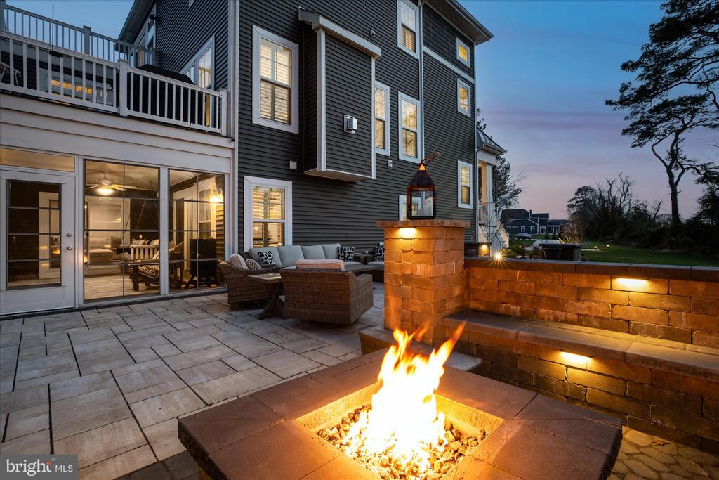 33889 GREENSOME COURT