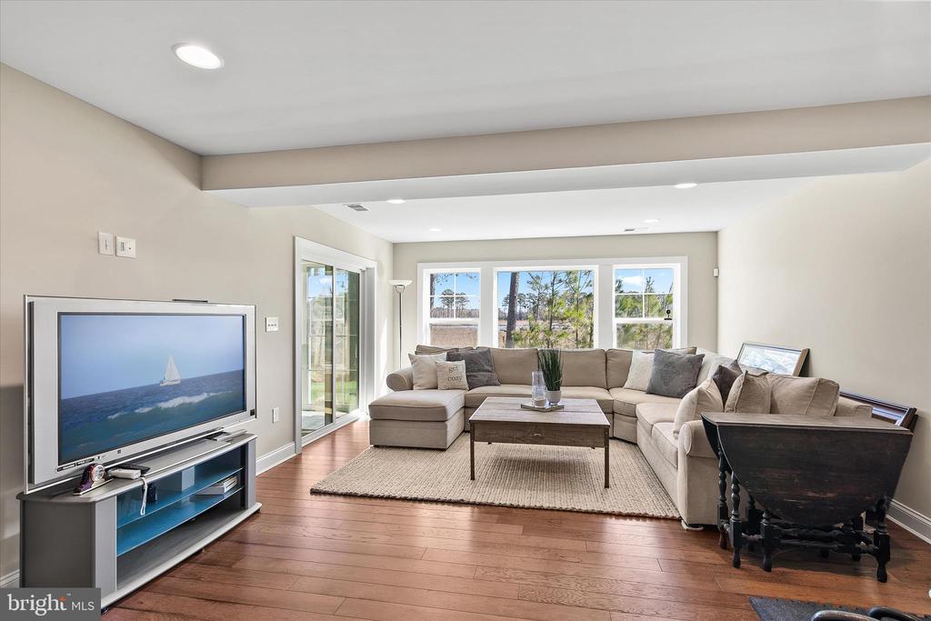 33889 GREENSOME COURT