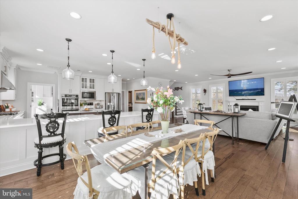 33889 GREENSOME COURT