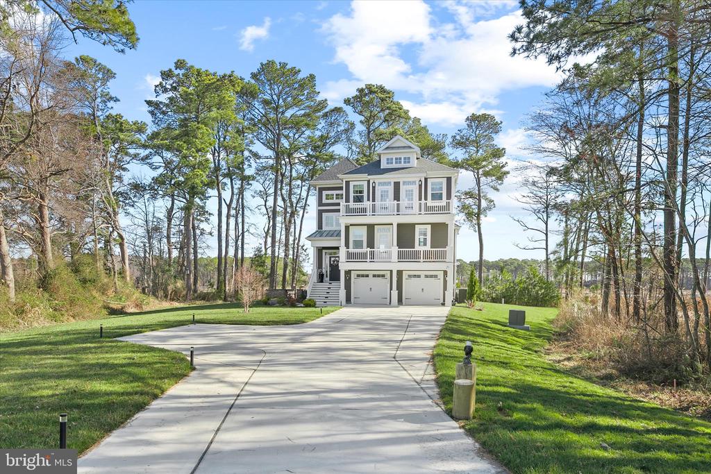 33889 GREENSOME COURT