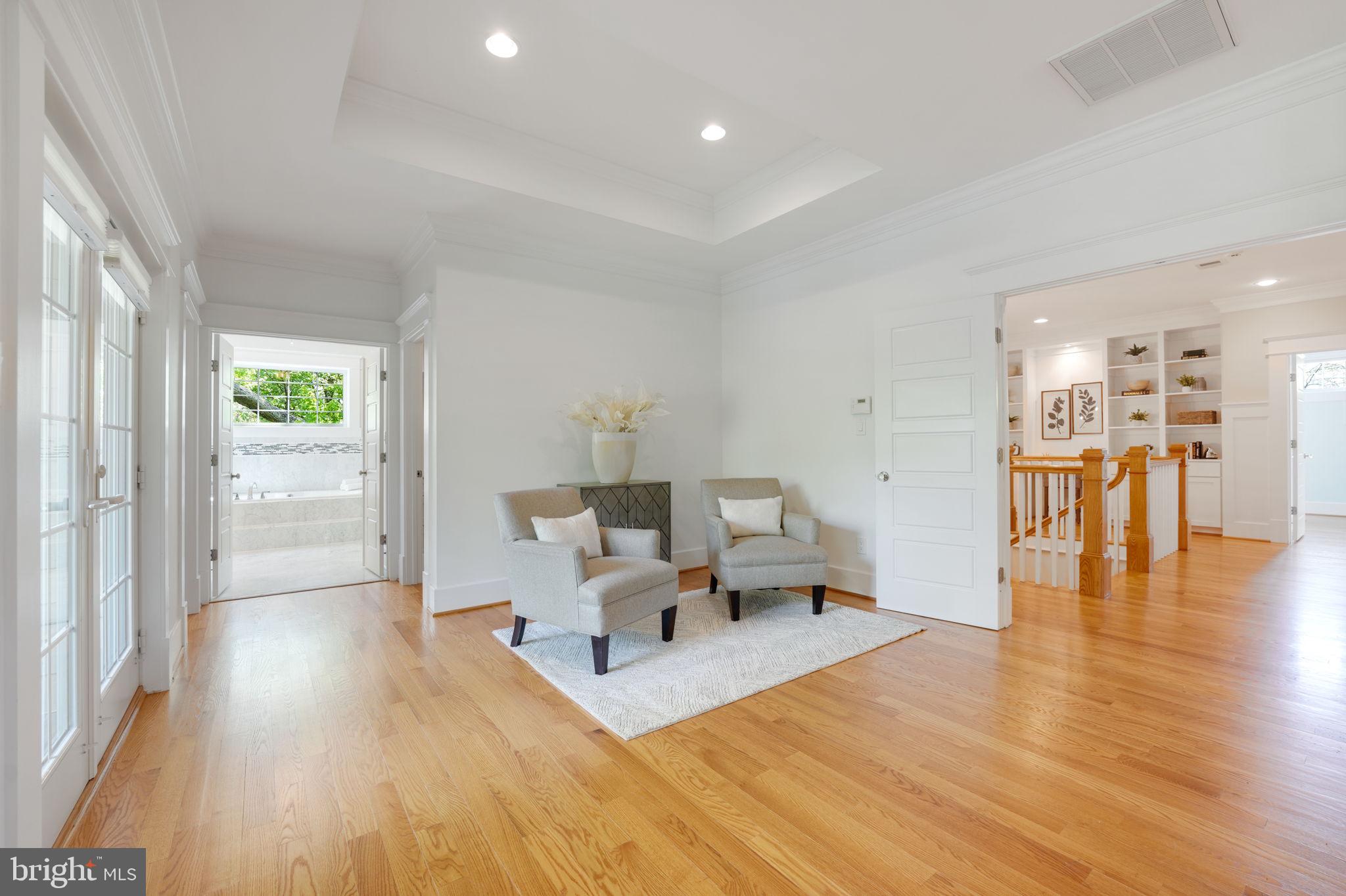 5605 35th Rd N