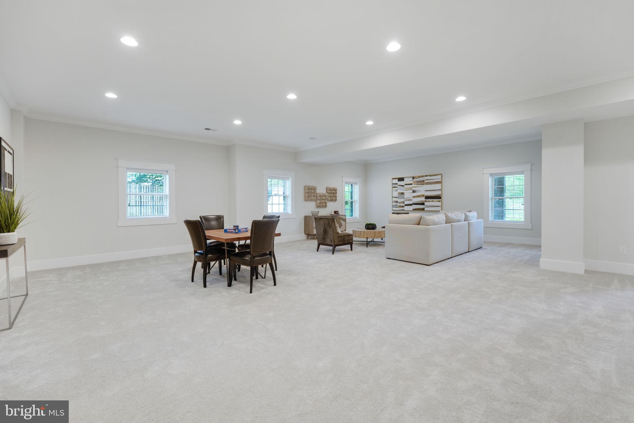 5605 35th Rd N
