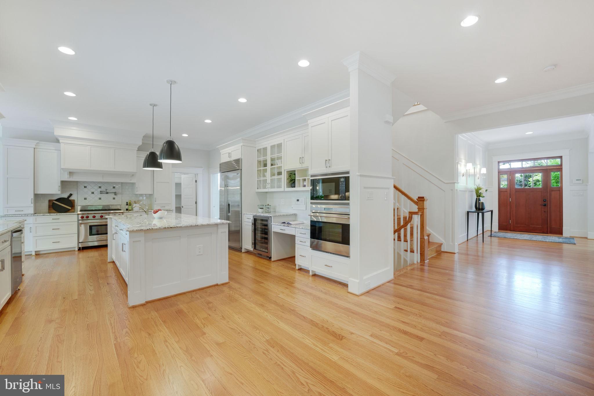 5605 35th Rd N