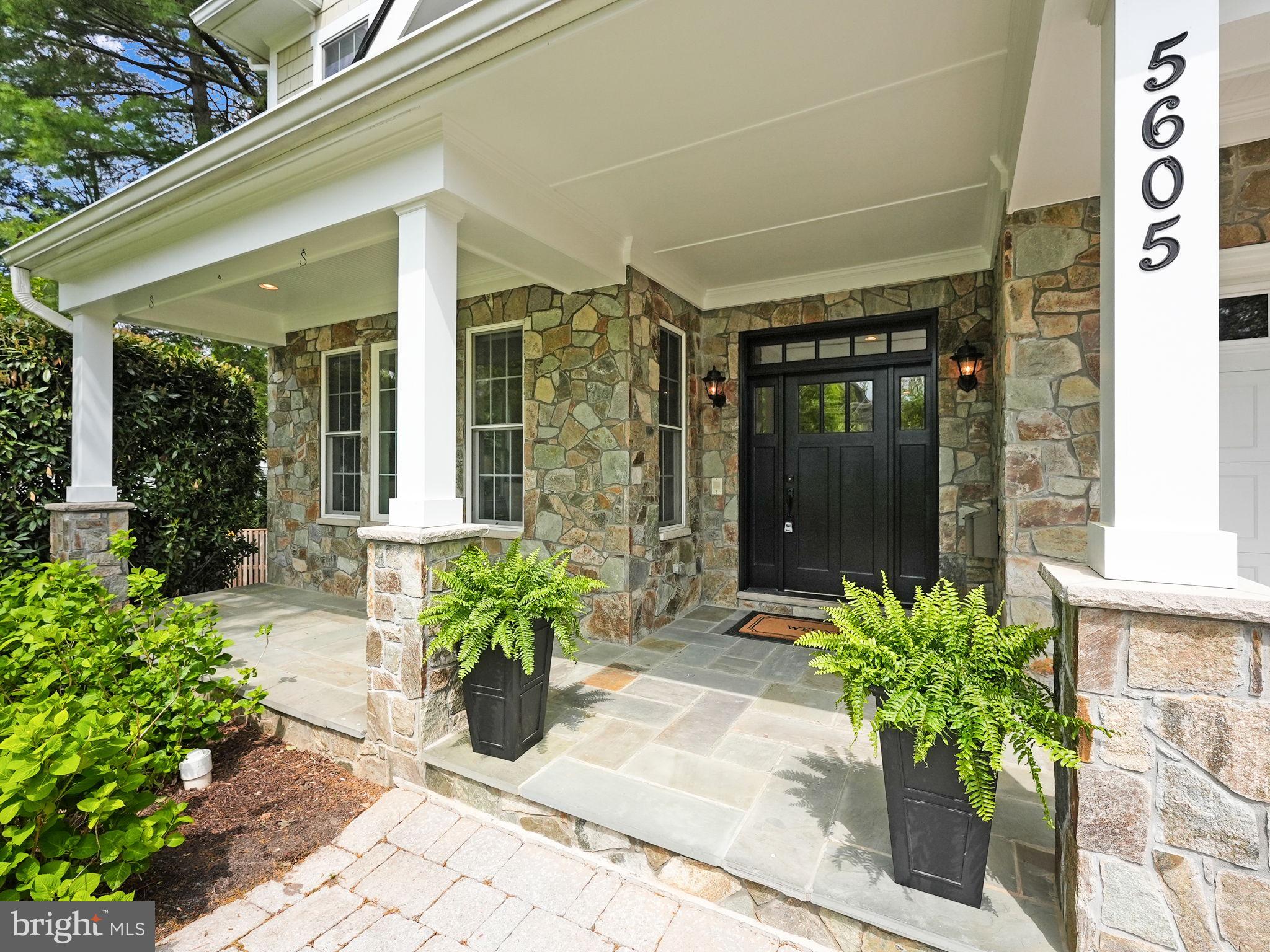 5605 35th Rd N