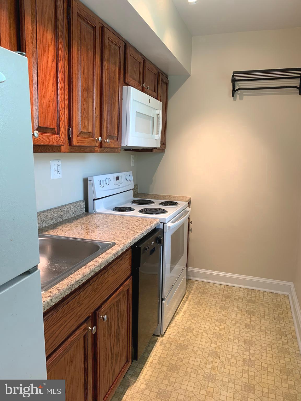 1309 N Ode St #532