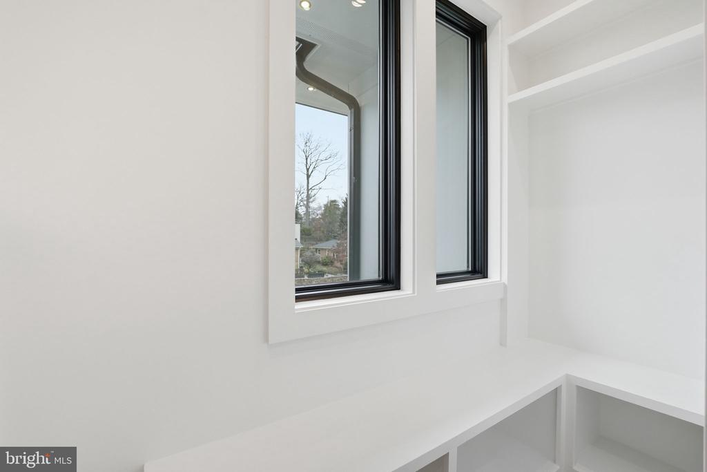 1501 23RD ROAD S