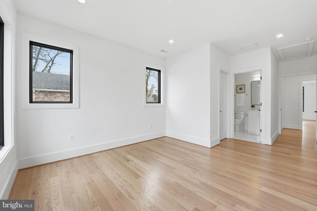 1501 23RD ROAD S