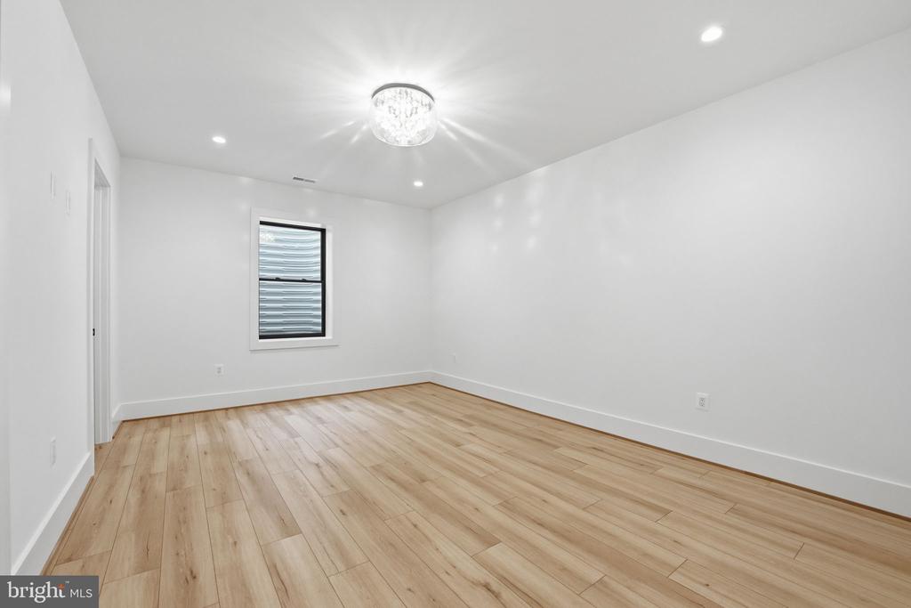 1501 23RD ROAD S