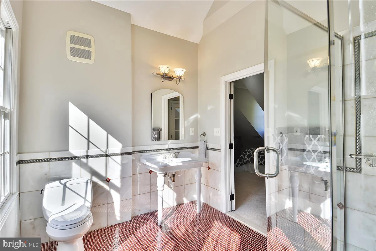 5330 36TH STREET N
