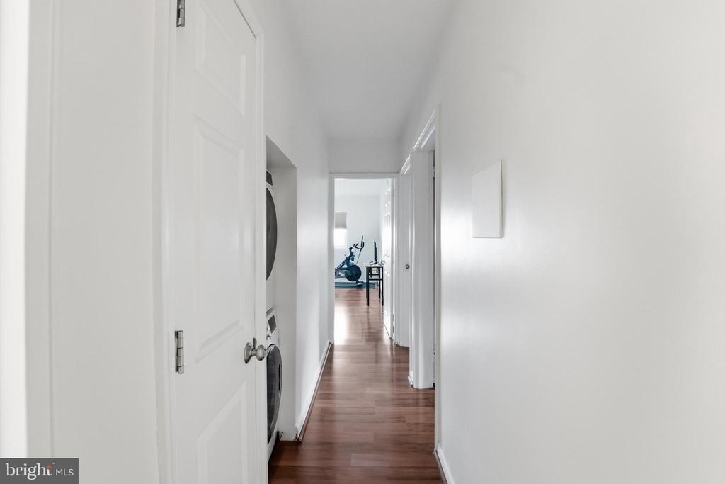 49 SKYHILL ROAD Unit: 204