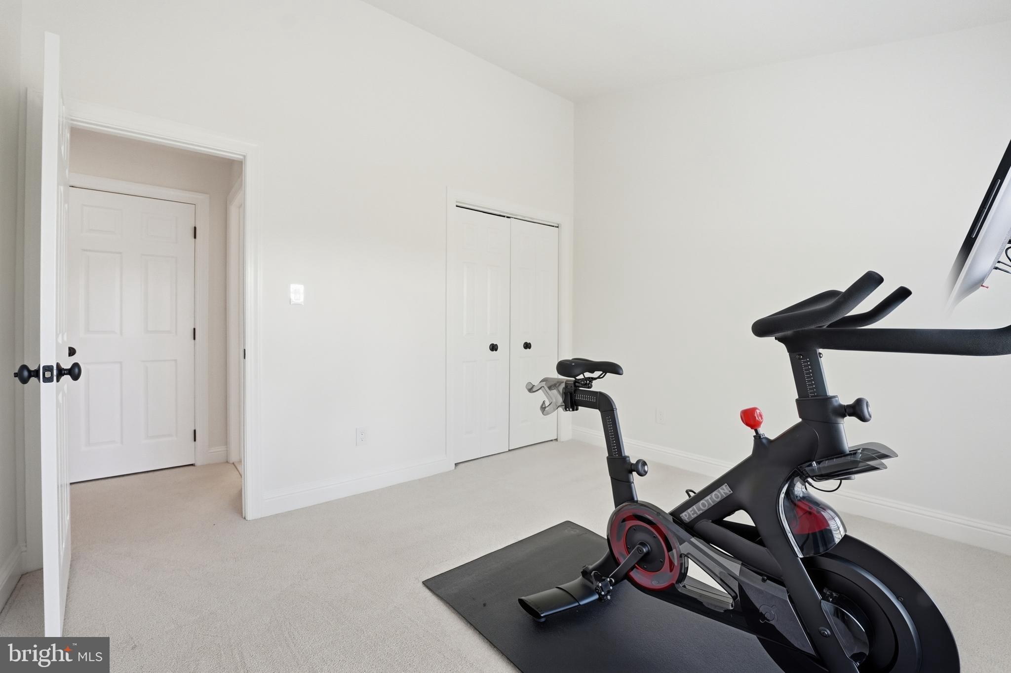 10424 BRECKINRIDGE LANE