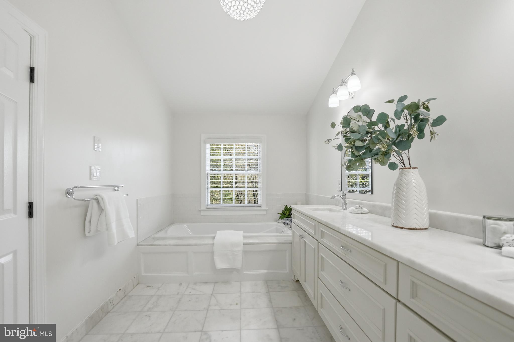 10424 BRECKINRIDGE LANE