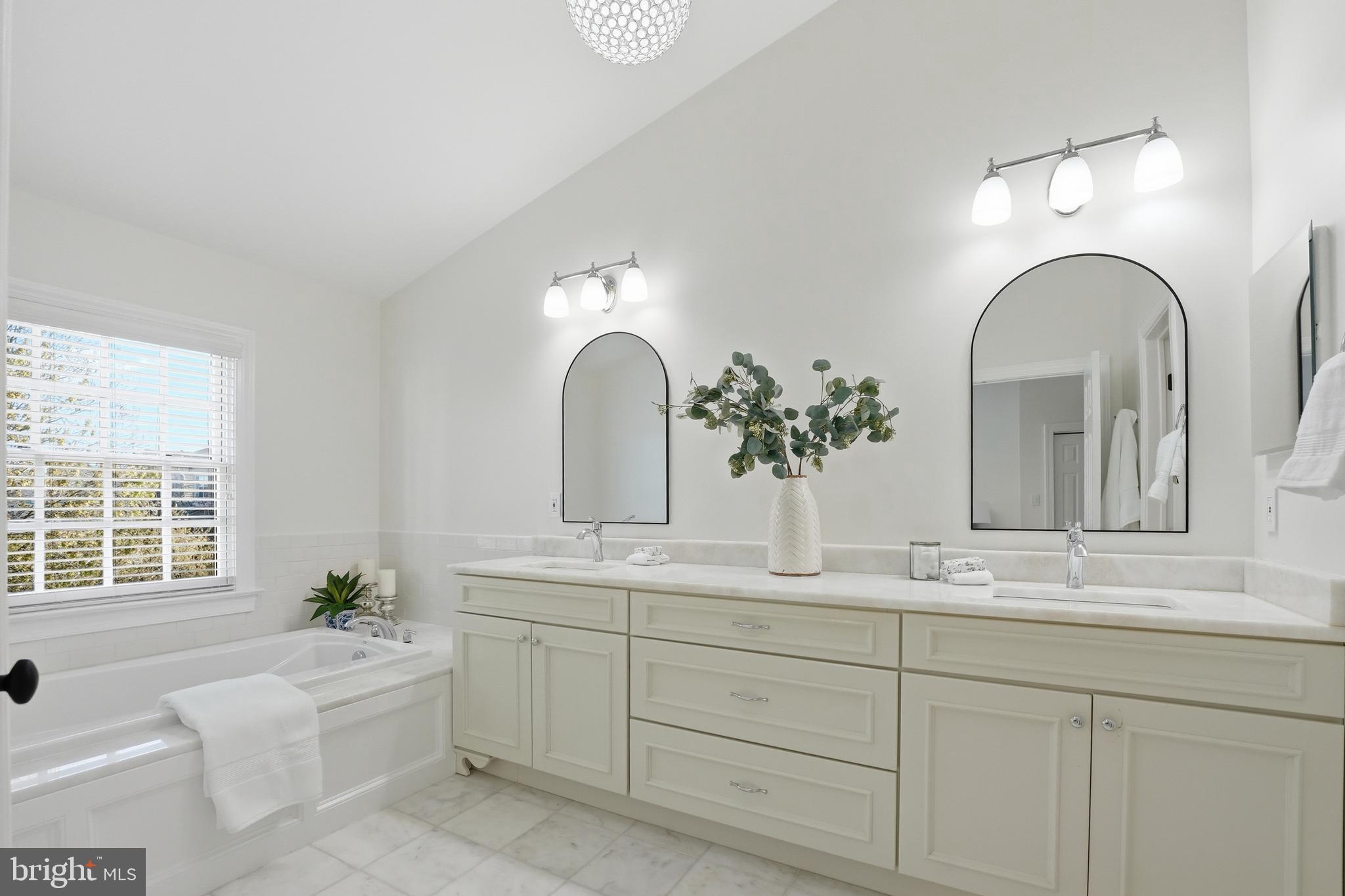 10424 BRECKINRIDGE LANE