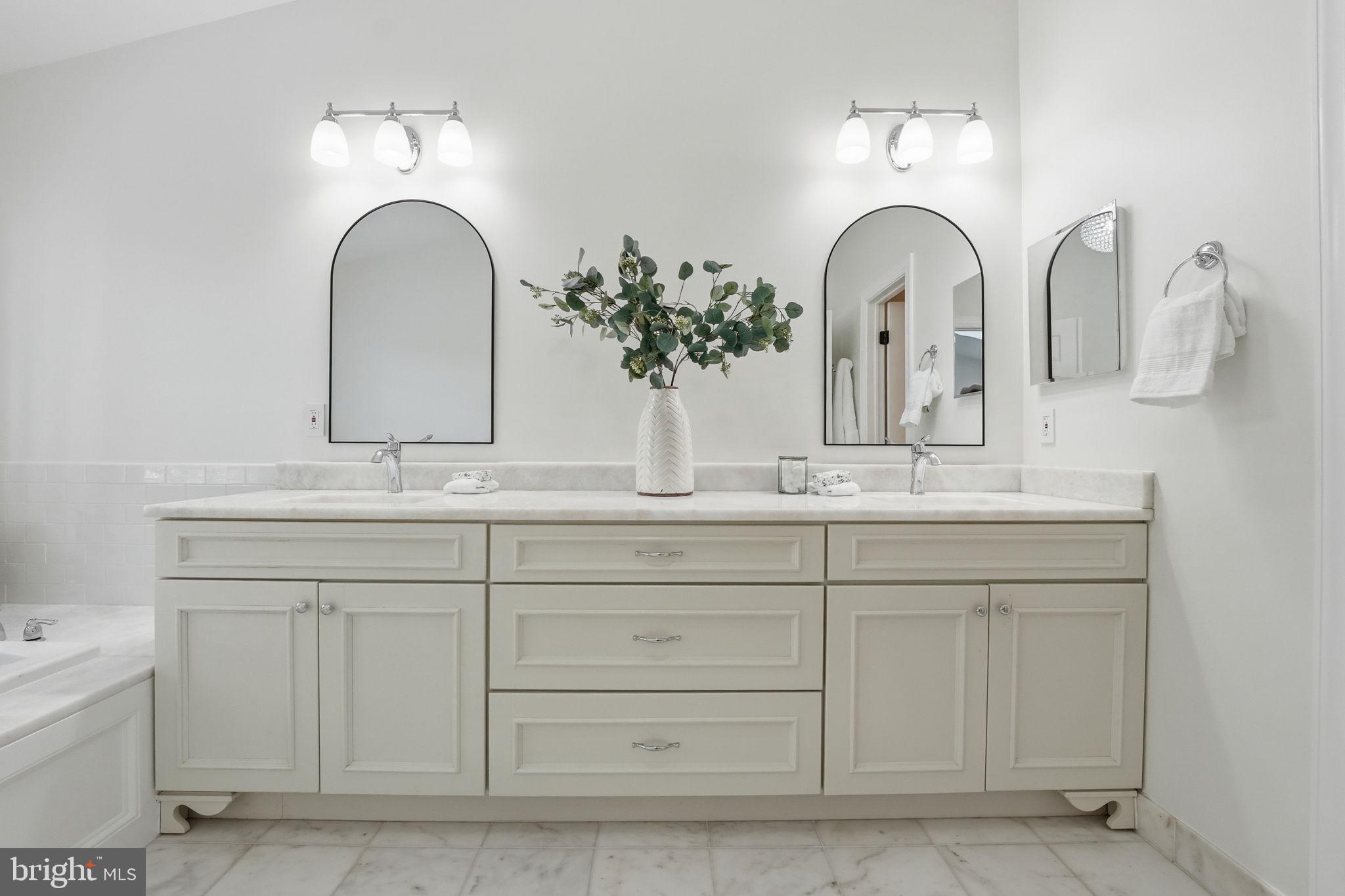 10424 BRECKINRIDGE LANE